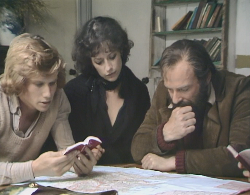 Dave (Peter Duncan) helps the Whitecross community to piece together the clues to the balloonist's identity and mission in New World