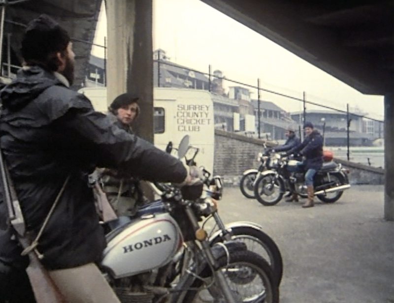 Survivors - Lights of London II - Greg and Charles prepare to leave the Oval on a recon mission